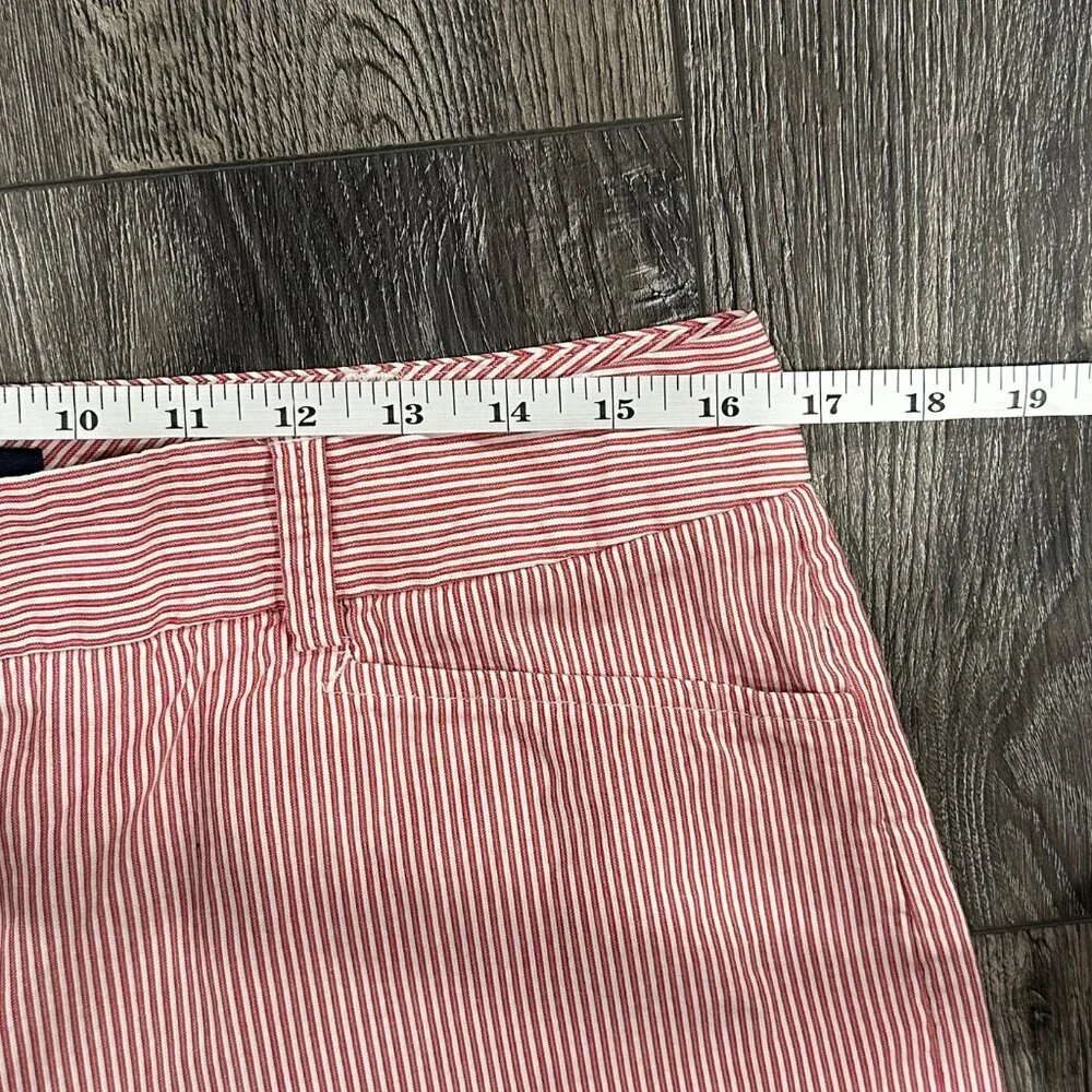 Women's Land's End Red & White Seersucker Shorts, Size 10 - Picture 7 of 7